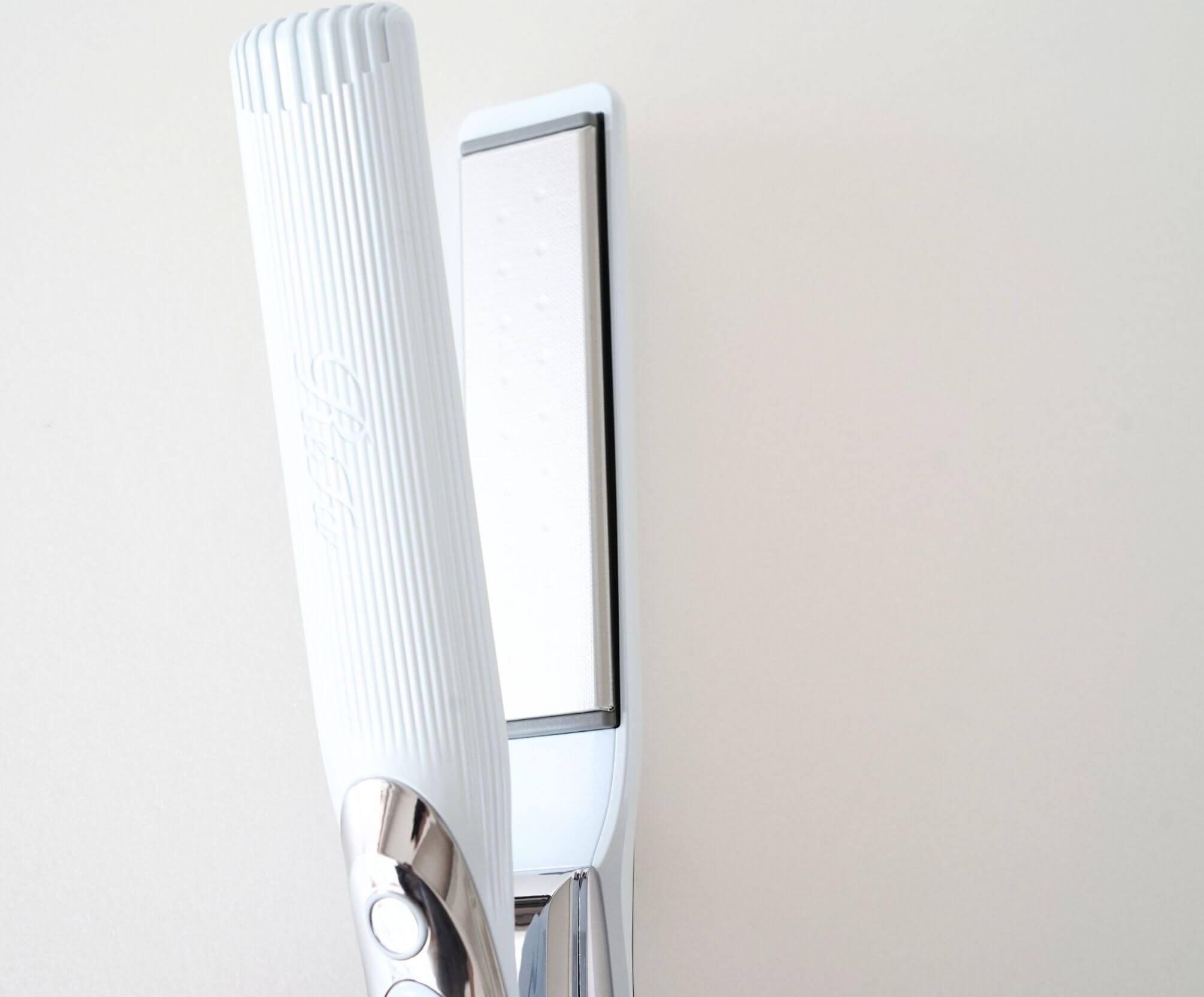 ヘアアイロンのプレート