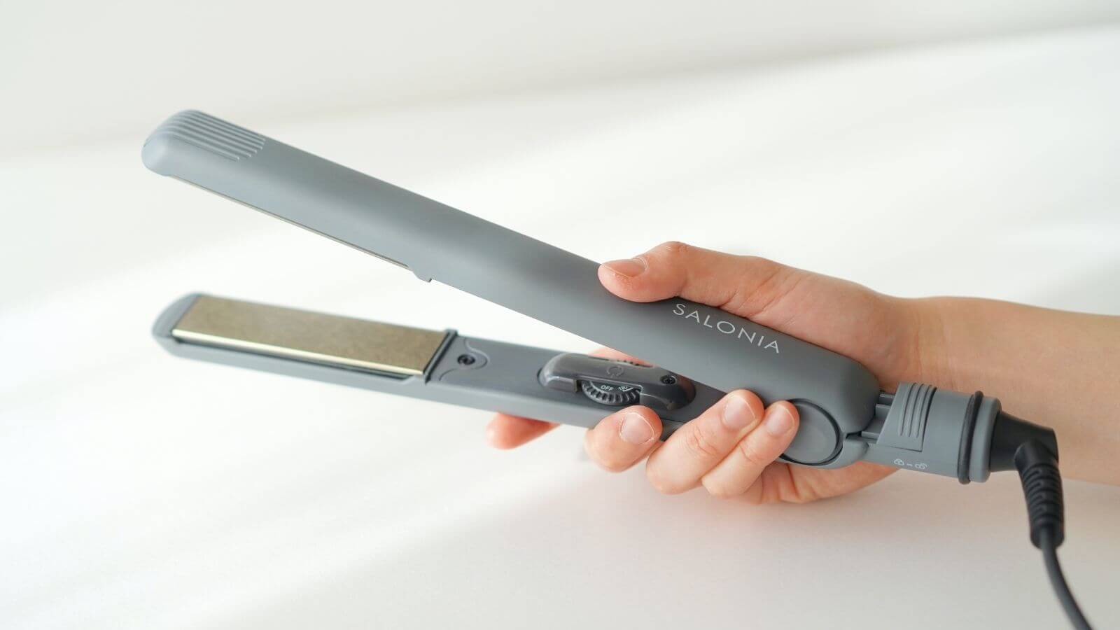 サロニア ストレートアイロンの口コミは本当?美容師が実際に使って効果検証レビュー